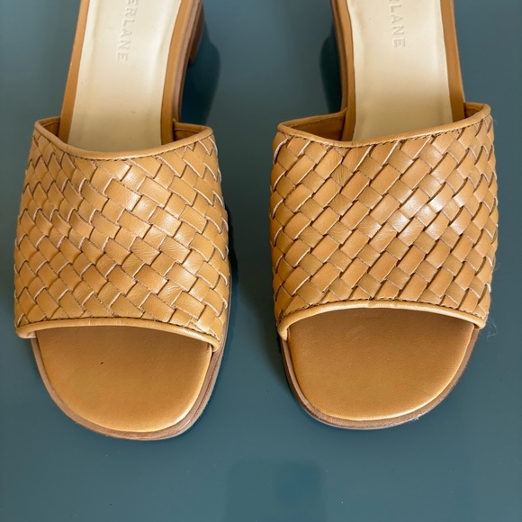 Everlane Block Heel Slides Tan Leather Woven 6.5.  Almost like new. Well made. - Picture 4 of 16